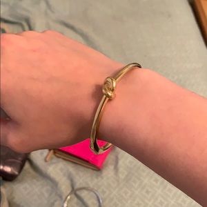 Kate Spade bracelet in Gold!